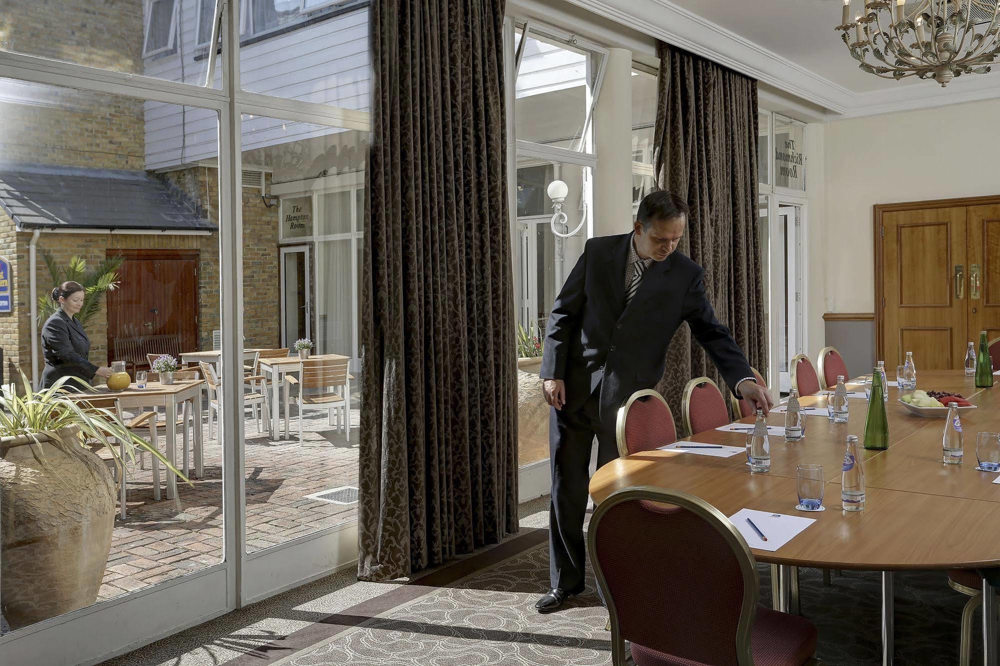Best Western Ship Hotel Weybridge Exterior photo